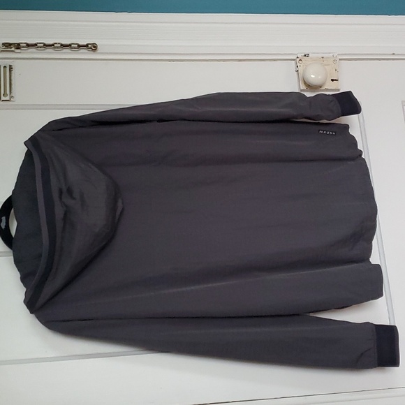 Under Armour Rush windbreaker spring jacket - Picture 3 of 5